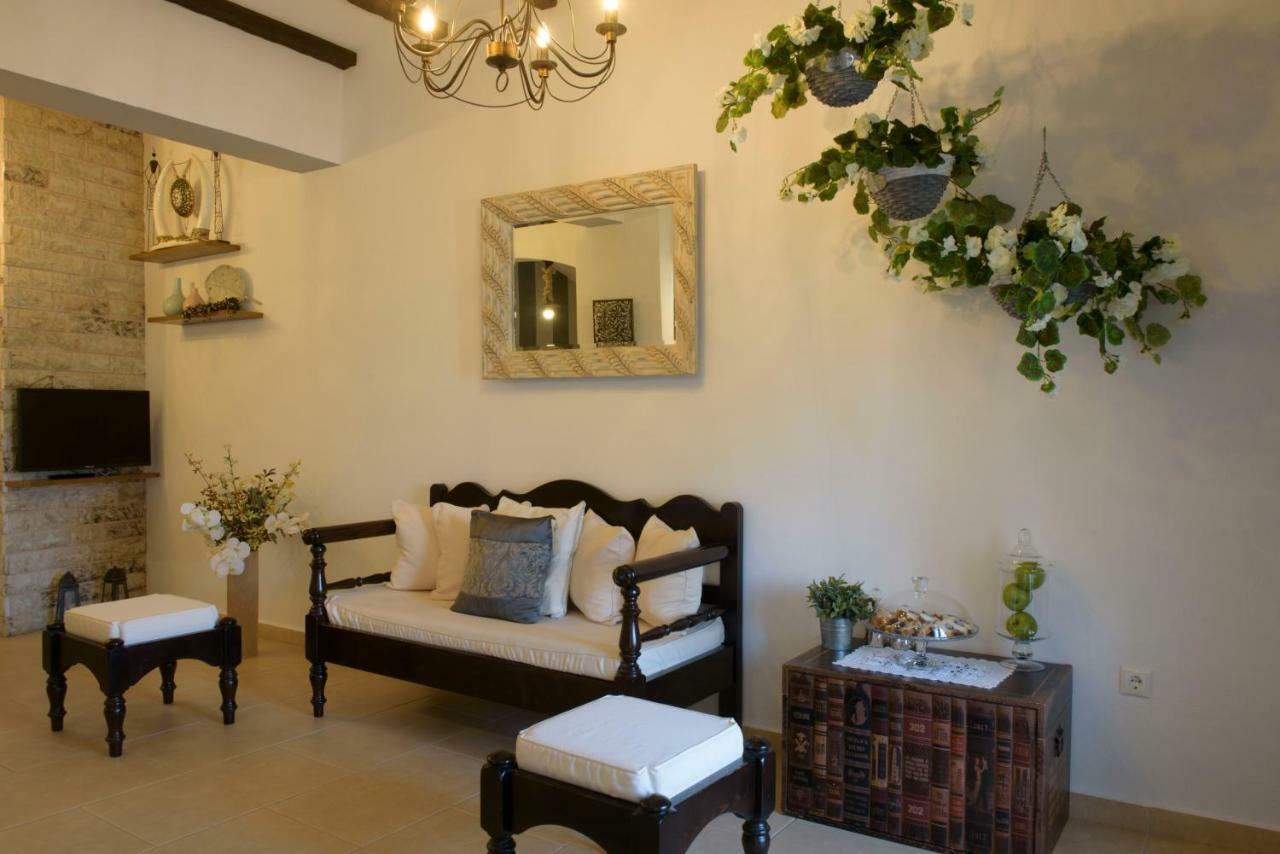 Apart Boutique Giorgos Ammouliani Interior photo